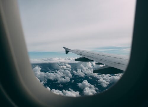 How do I Talk to a Breeze Airways Live Person?