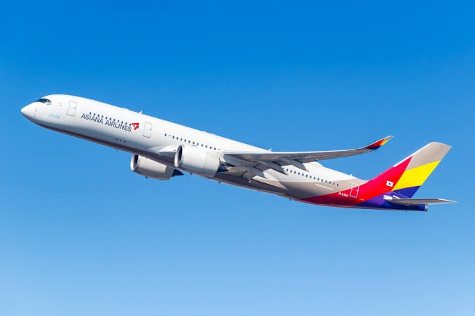 How do I talk to a human at Asiana?