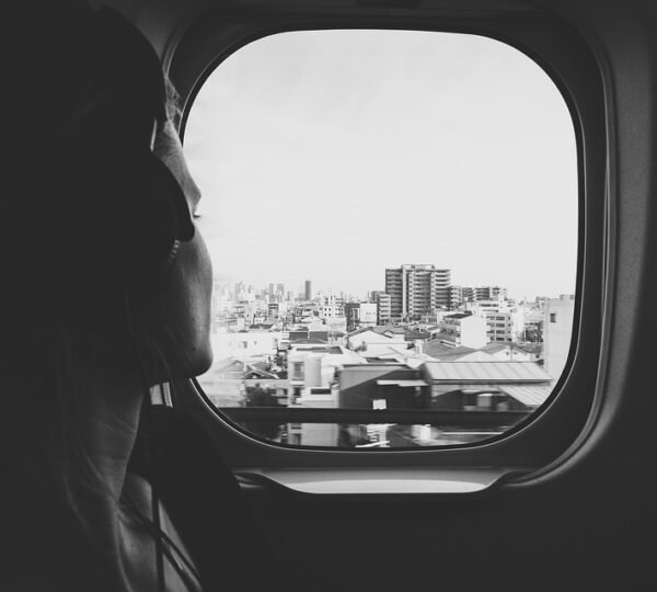 How do I speak to a someone at Fiji Airways?