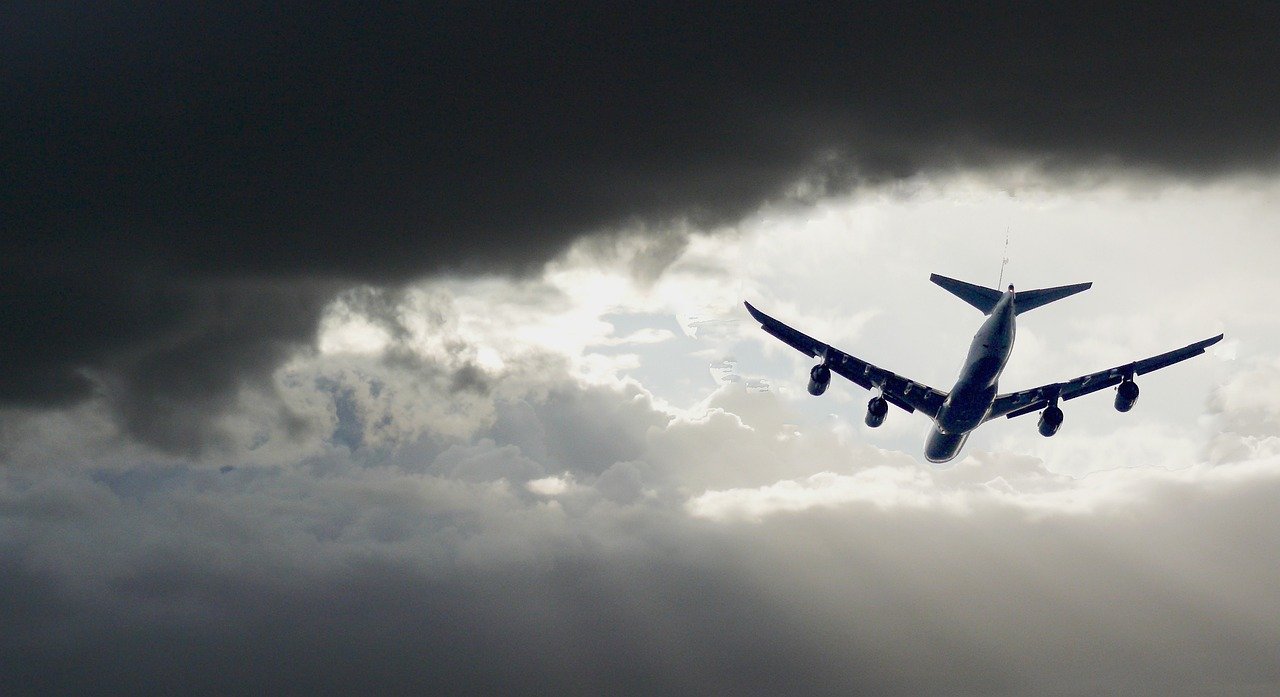 How do I cancel a flight and get a full refund at KLM?