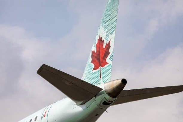 How do I change travel date on Air Canada?
